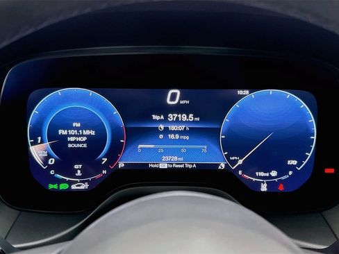 Used 2023 Maserati Grecale Modena AWD/4WD image 33