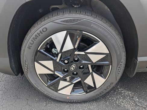 New 2025 Hyundai Kona SEL image 10