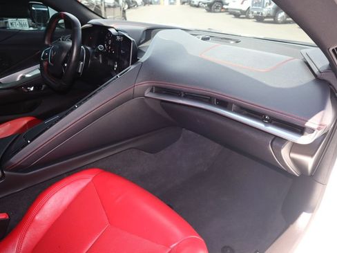 Used 2022 Chevrolet Corvette Stingray Coupe RWD image 21