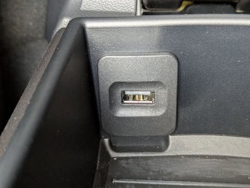 Used 2021 Porsche 718 Boxster image 20