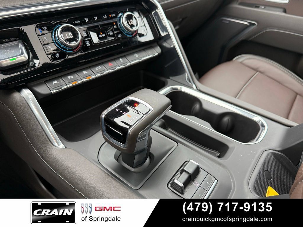 Used 2026 GMC Sierra 1500 Denali AWD/4WD image 19