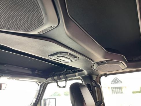 Used 2020 Jeep Gladiator Mojave AWD/4WD image 19