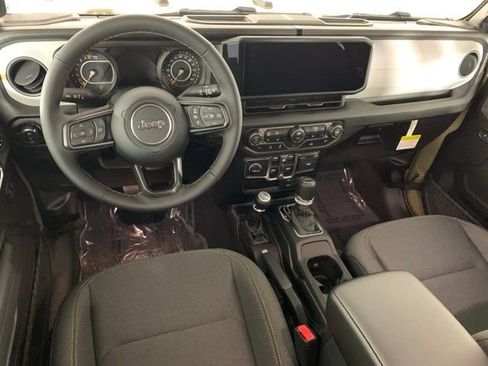 New 2026 Jeep Gladiator Sport AWD/4WD image 15