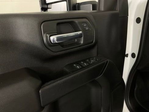 Used 2024 Chevrolet Silverado 2500 Custom w/ Custom Value Package AWD/4WD image 28