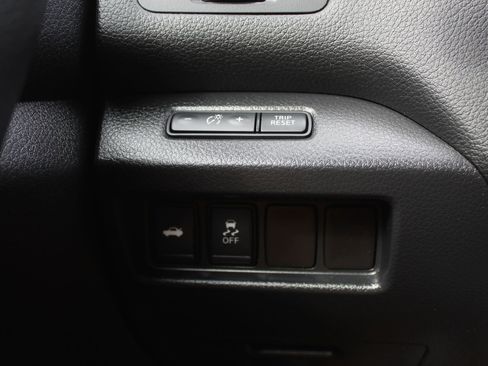 Used 2017 Nissan Altima 2.5 SR w/ Midnight Edition Package image 24