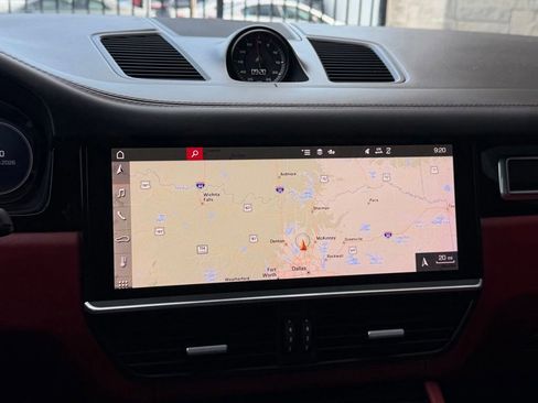 Used 2021 Porsche Cayenne GTS AWD/4WD image 15