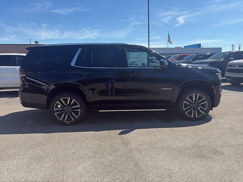 New 2026 Chevrolet Tahoe LS w/ LS Custom Edition AWD/4WD image 6