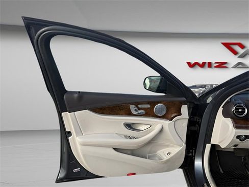 Used 2020 Mercedes-Benz E 350 E 350 image 8