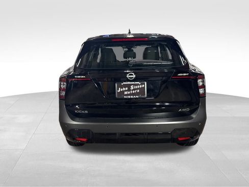 Certified 2025 Nissan Kicks S image 4