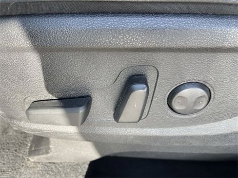 Used 2023 Kia Telluride EX image 12