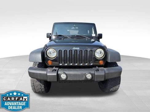 Used 2012 Jeep Wrangler Rubicon w/ PWR Convenience Group AWD/4WD image 9