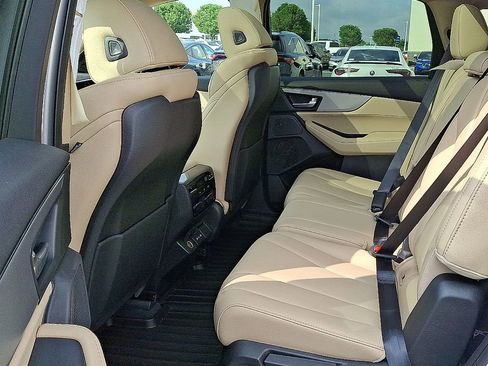 New 2026 Acura MDX SH-AWD image 7