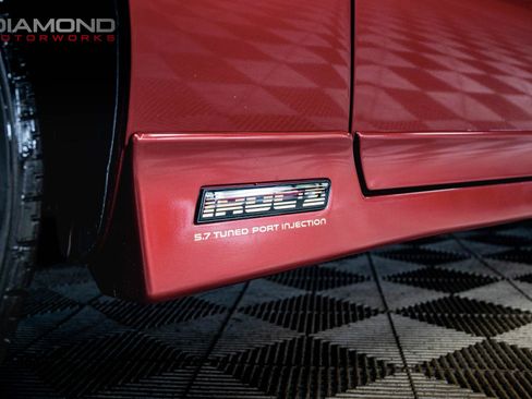 Used 1989 Chevrolet Camaro IROC-Z RWD image 5