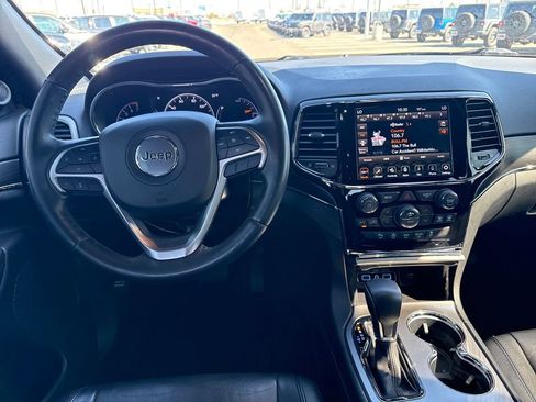 Used 2020 Jeep Grand Cherokee Limited image 11