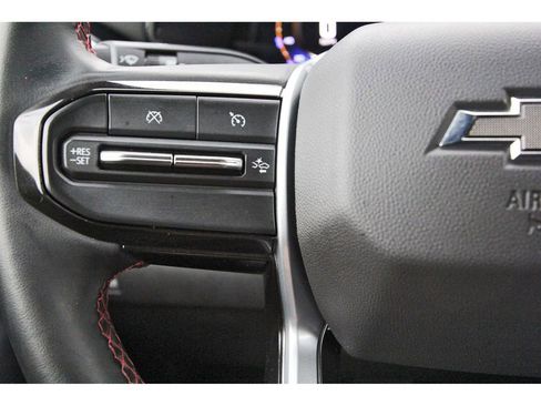 Used 2024 Chevrolet Colorado Z71 w/ Z71 Convenience Package 2 image 17