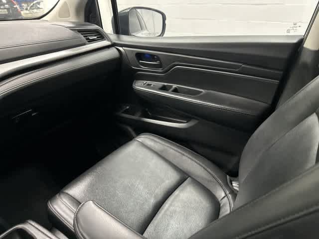 Certified 2025 Honda Odyssey EX-L image 13