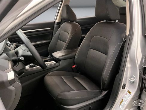 Used 2023 Nissan Altima 2.5 SV AWD/4WD image 21