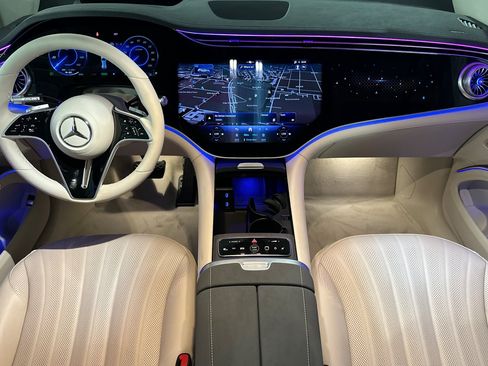 New 2026 Mercedes-Benz EQS 400 4MATIC SUV image 12