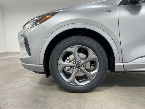Used 2024 Ford Escape ST-Line w/ Equipment Group 301A image 34