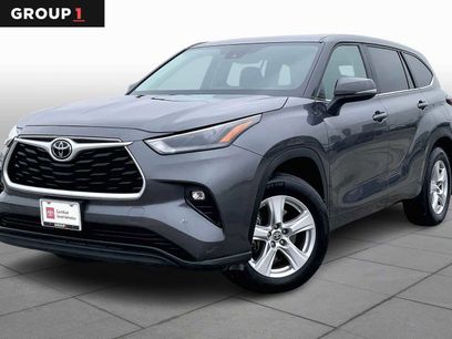 Certified 2024 Toyota Highlander LE