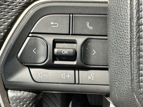 Used 2024 Toyota Tacoma TRD Off-Road image 16