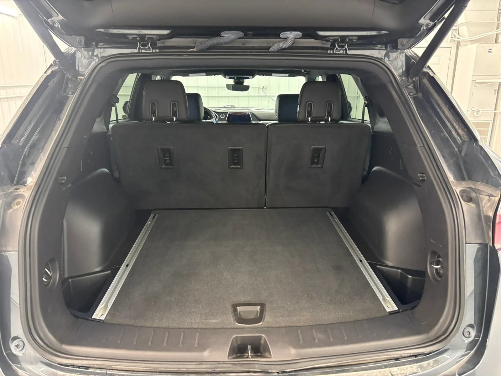 Used 2019 Chevrolet Blazer Premier w/ Driver Confidence II Package AWD/4WD image 50