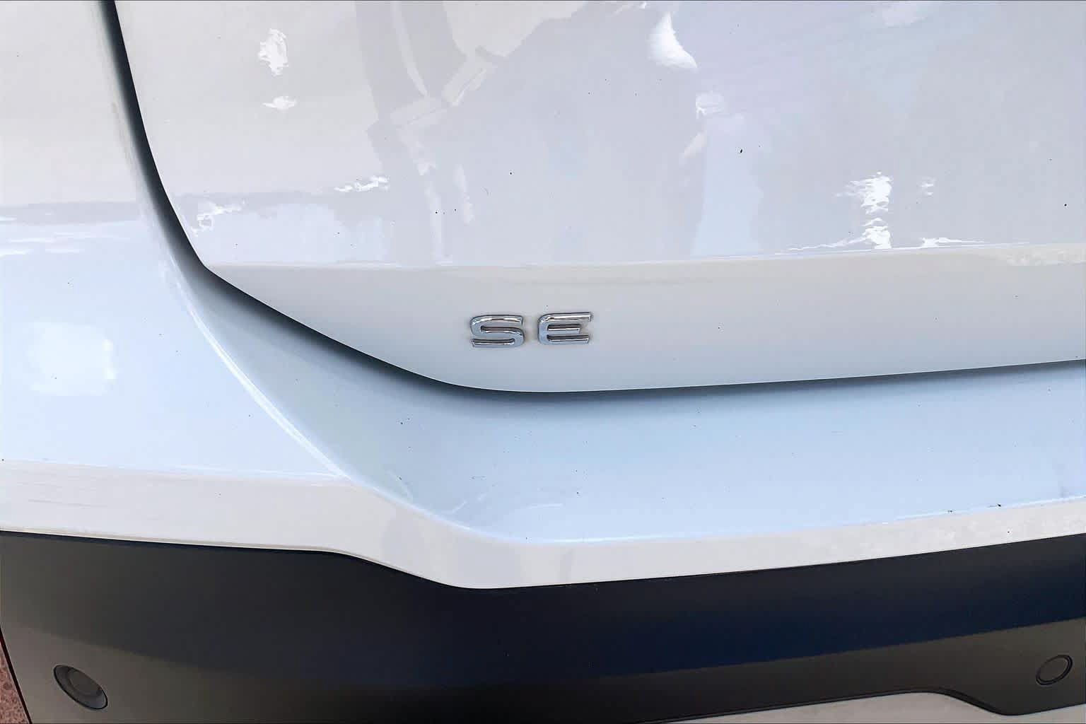 Used 2026 Volkswagen Tiguan SE FWD image 10