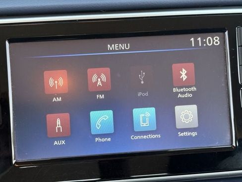 Used 2023 Nissan Versa SV FWD image 17