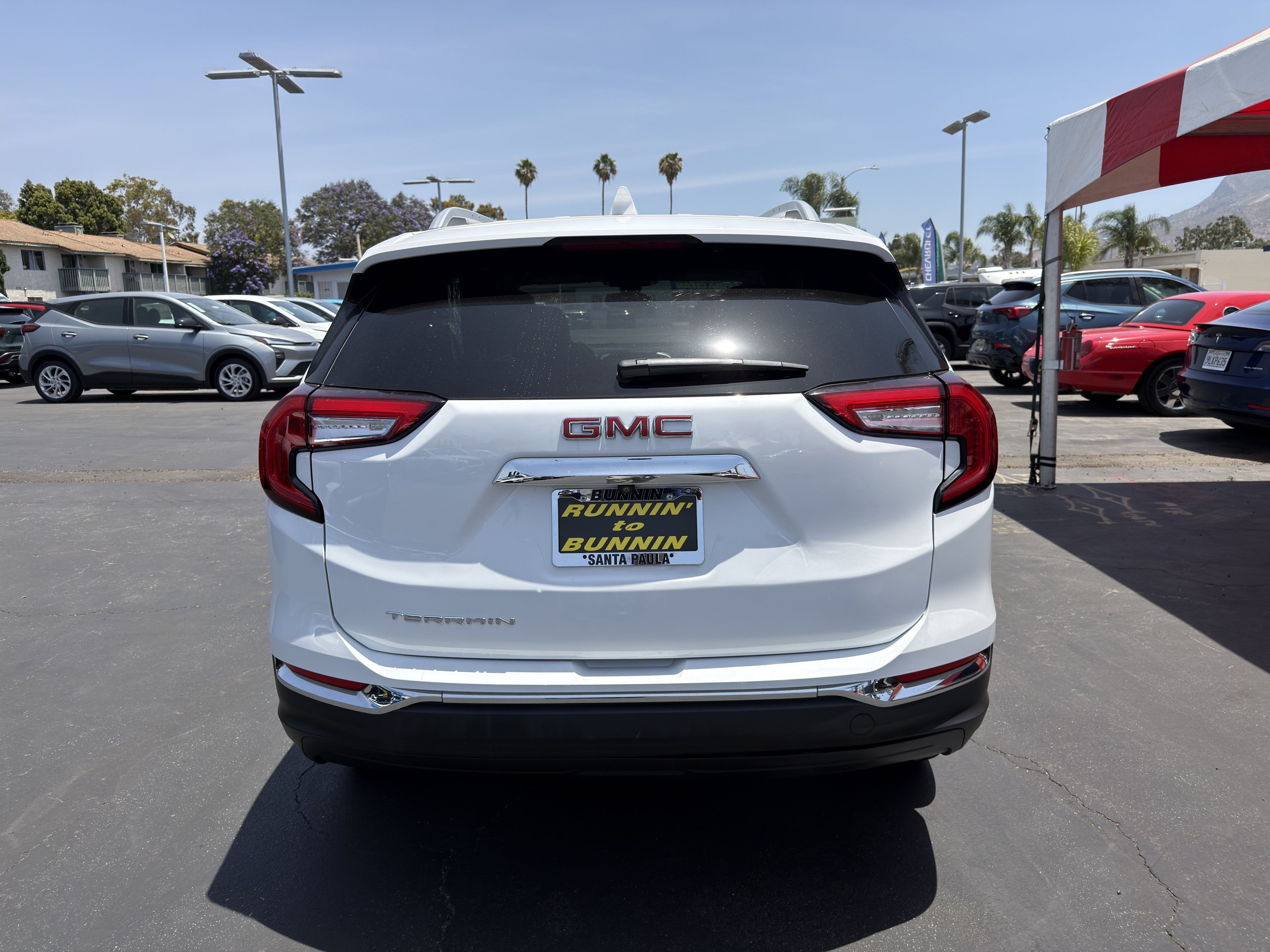 Used 2023 GMC Terrain SLT FWD image 7