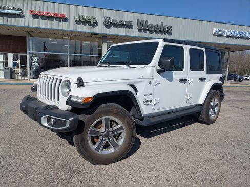 Used 2021 Jeep Wrangler Unlimited Sahara image 1