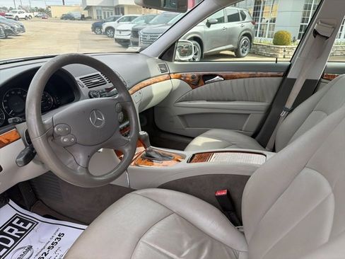 Used 2007 Mercedes-Benz E 350 Sedan image 10