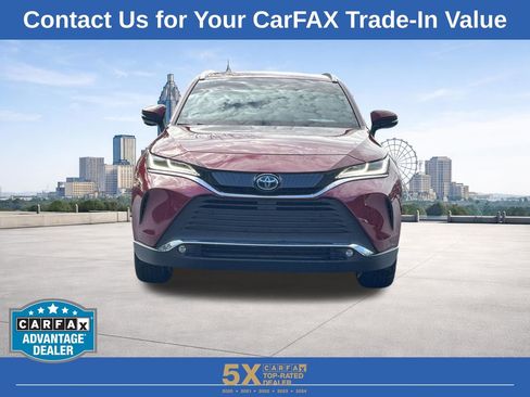 Used 2023 Toyota Venza XLE image 32