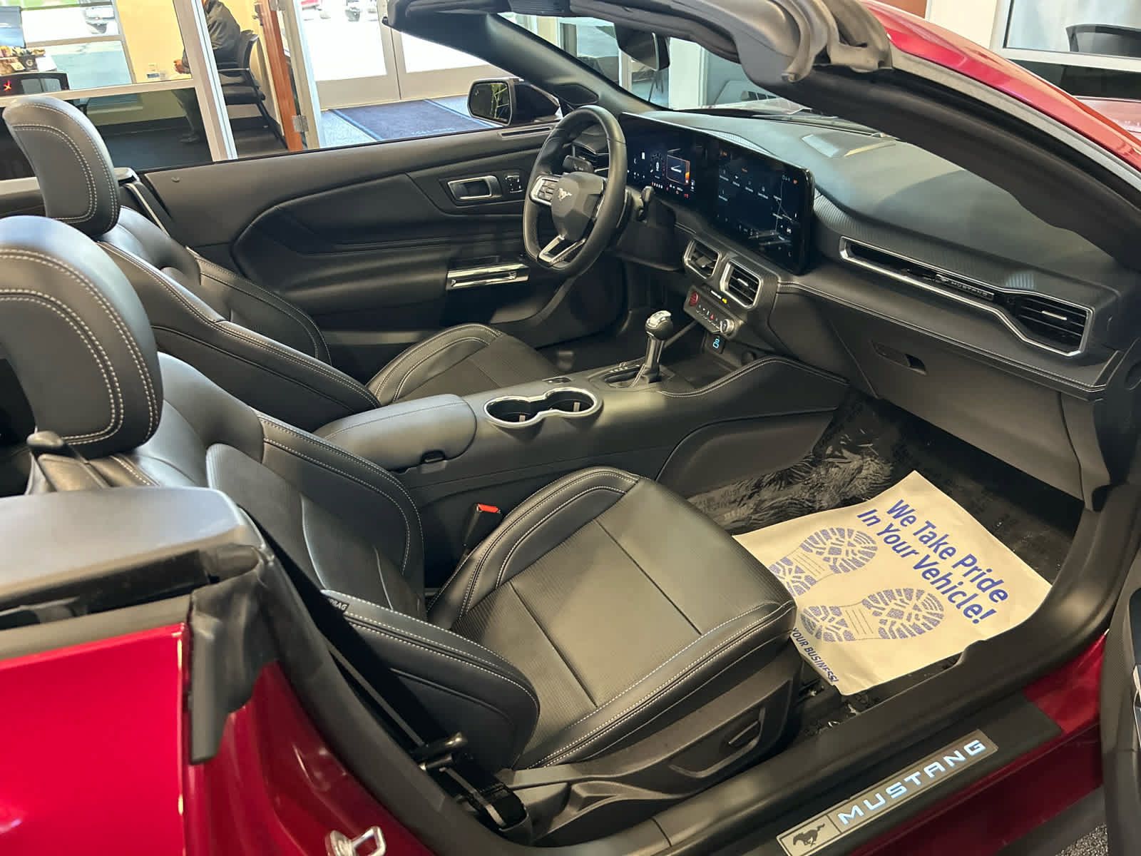 Used 2025 Ford Mustang GT Premium RWD image 22