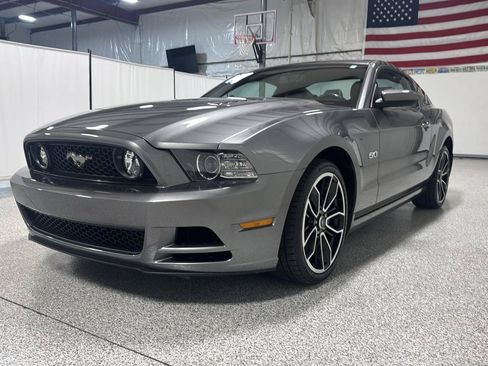 Used 2014 Ford Mustang GT Premium RWD image 4