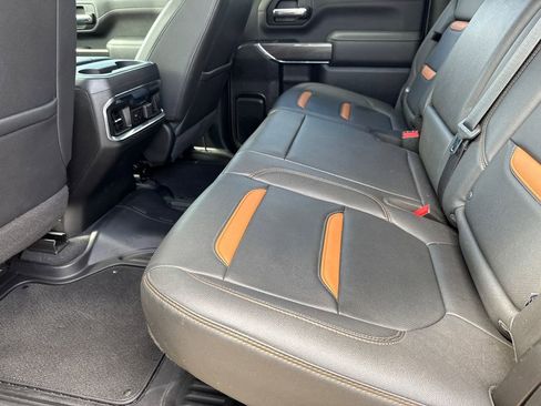 Used 2022 GMC Sierra 2500 AT4 w/ AT4 Preferred Package image 15