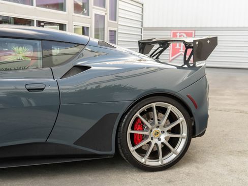 Used 2020 Lotus Evora image 5