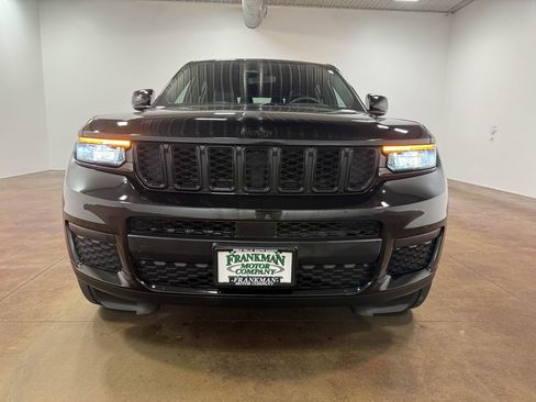 Used 2023 Jeep Grand Cherokee L Laredo image 41