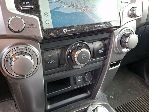 Used 2022 Toyota 4Runner Trail Special Edition AWD/4WD image 14