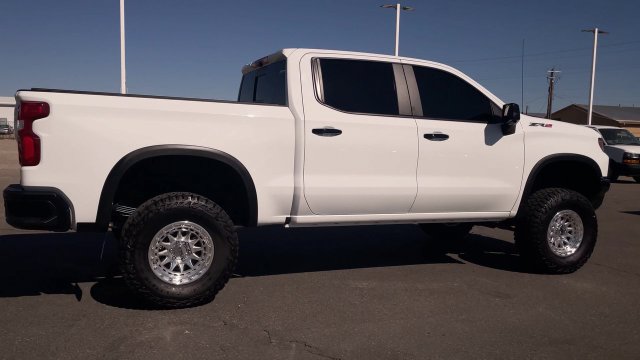 Used 2026 Chevrolet Silverado 1500 ZR2 AWD/4WD image 2