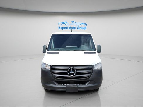 Used 2019 Mercedes-Benz Sprinter 1500 w/ Driver Convenience Package image 8