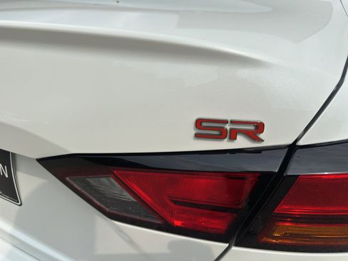 New 2025 Nissan Altima 2.5 SR image 17