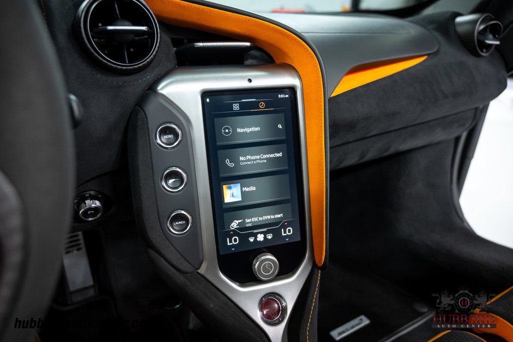 Used 2024 McLaren 750S Spider RWD image 22