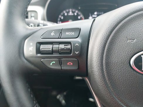 Used 2017 Kia Sorento FWD w/ LX Convenience Package image 18