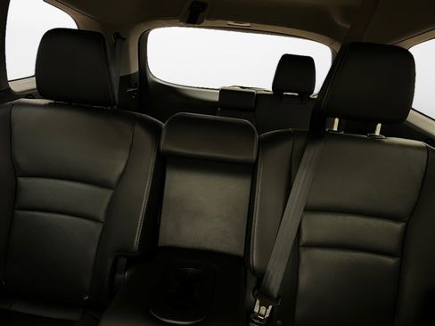 Certified 2022 Honda Pilot Special Edition image 12