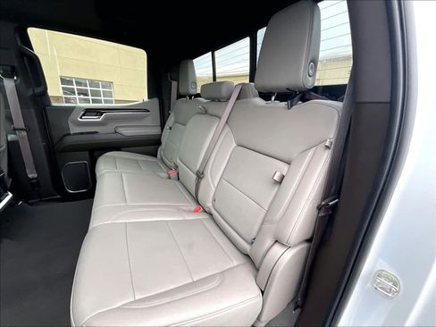 Used 2022 GMC Sierra 1500 SLT w/ SLT Premium Plus Package image 15