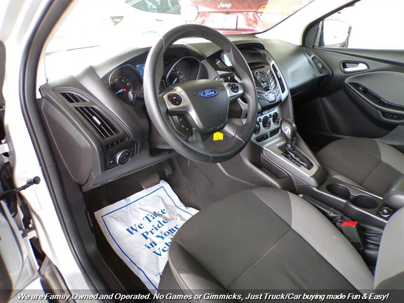 Used 2014 Ford Focus SE FWD image 13