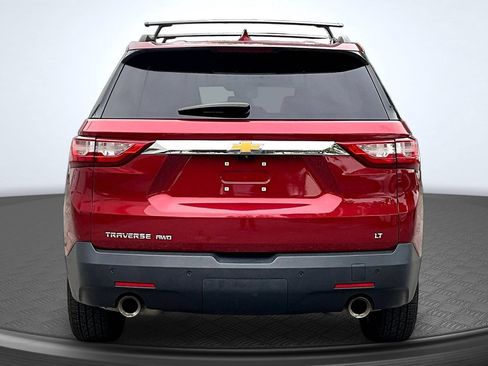 Used 2019 Chevrolet Traverse LT w/ LT Premium Package AWD/4WD image 4