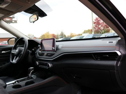 Used 2021 Nissan Altima 2.5 SR image 48