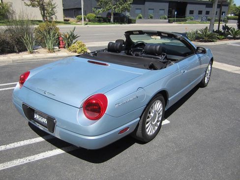 Used 2004 Ford Thunderbird RWD image 23