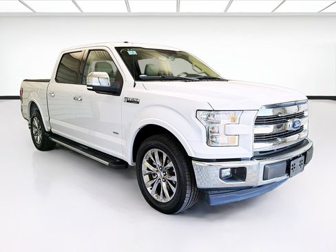 Used 2017 Ford F150 Lariat RWD image 3